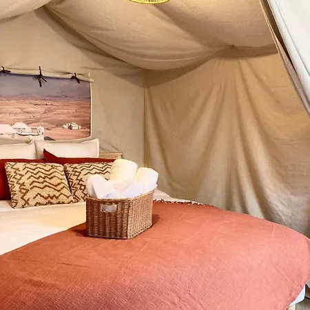 L'Expedition - Best Keys - Experience Unique - Deco Immersive - Lit Queen Size & Canape Convertible - Centre Ville - Netflix & Wifi Illimite - Check-In Autonome - Parking Gratuit Villeneuve-sur-Yonne Exterior foto