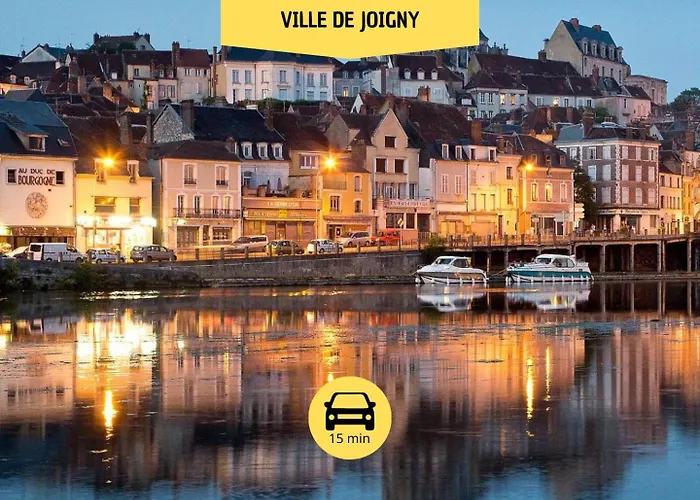 L\'Expedition - Best Keys - Experience Unique - Deco Immersive - Lit Queen Size & Canape Convertible - Centre Ville - Netflix & Wifi Illimite - Check-In Autonome - Parking Gratuit