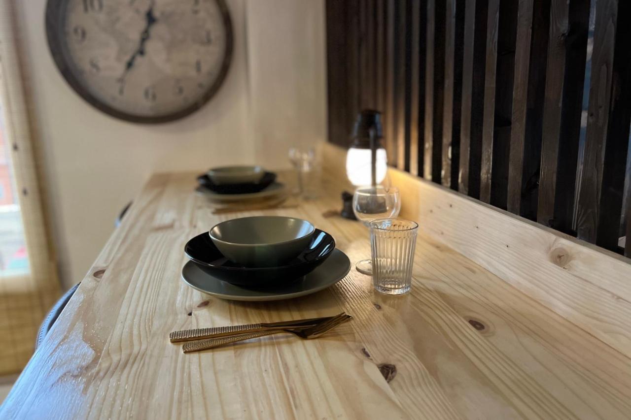 L'expedition - Keys - Experience Unique - Deco Immersive - Lit Queen Size & Canape Convertible - Centre - Netflix & Wifi Illimite - Check-in Autonome - Parking Gratuit Villeneuve-sur-Yonne
